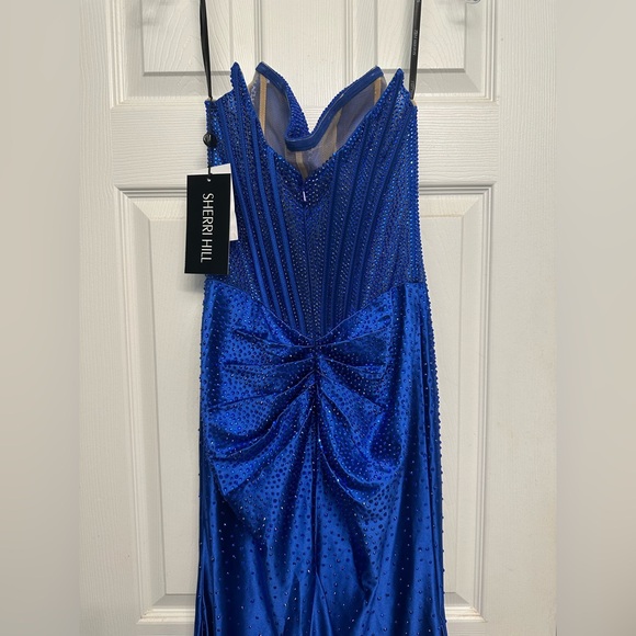 Sherri Hill Never Been Worn Style 56620 Size 2 - Picture 8 of 13